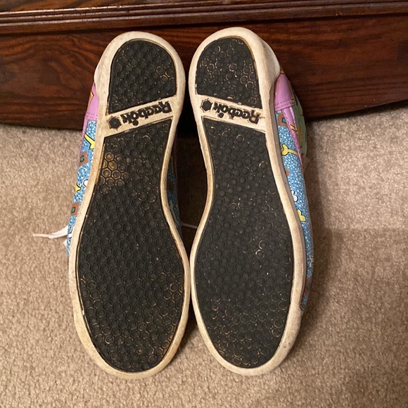 Vintage Reebok Dog Pattern - Picture 7 of 8